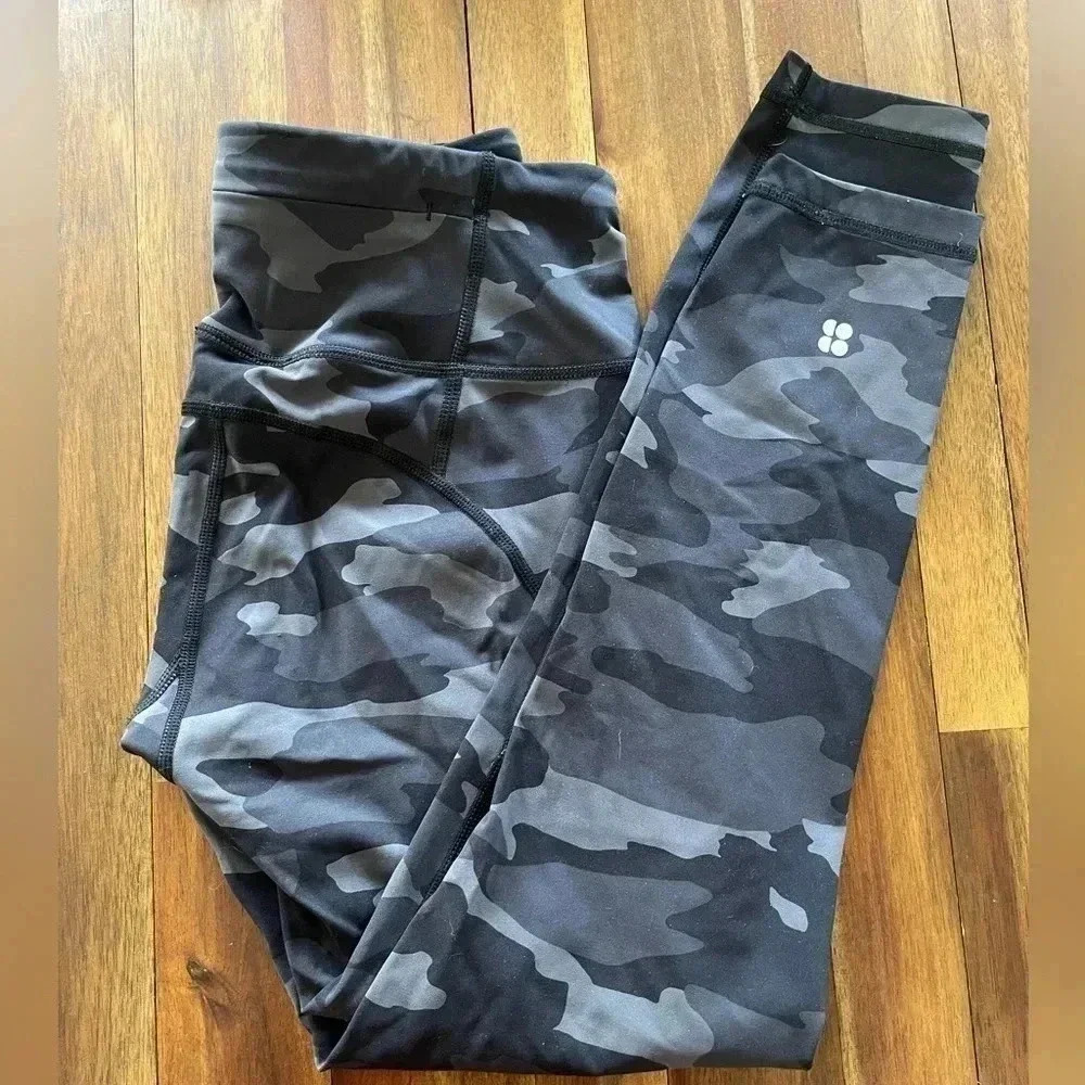 Sweaty Betty power Camo 7/8 leggings black and gray